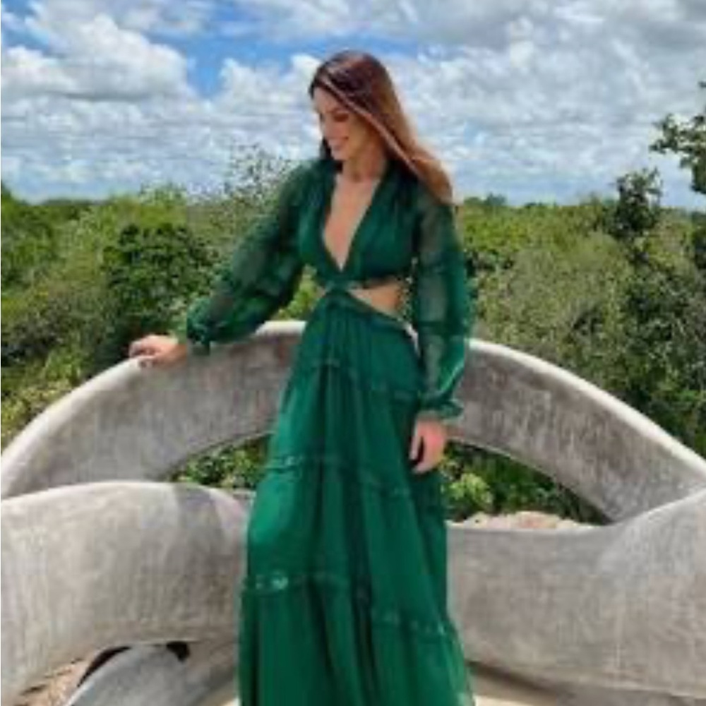 BLACK Ruffled Tiered Gown with Plunge Neckline